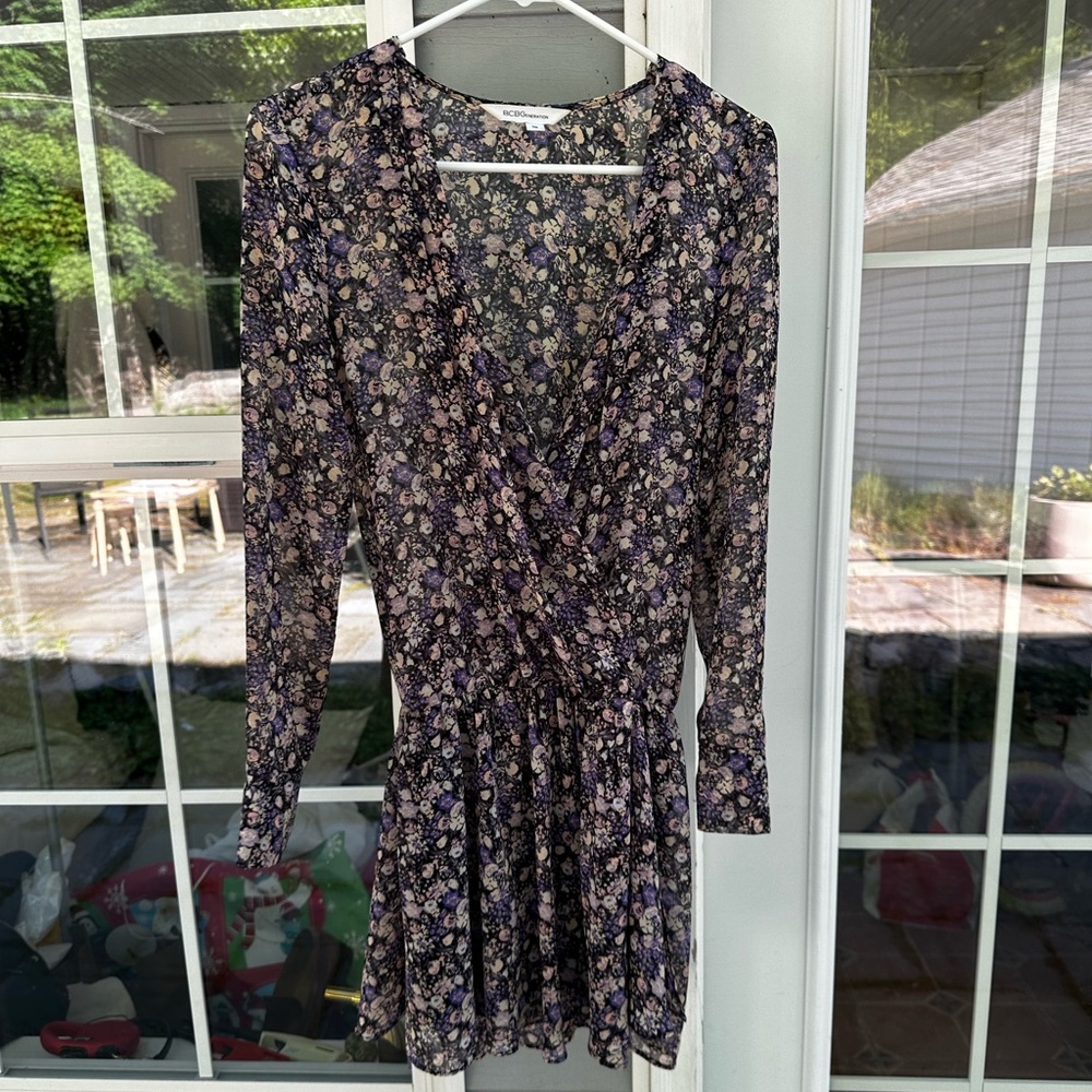 BCBGeneration Floral Deep V chiffon dress -XS
